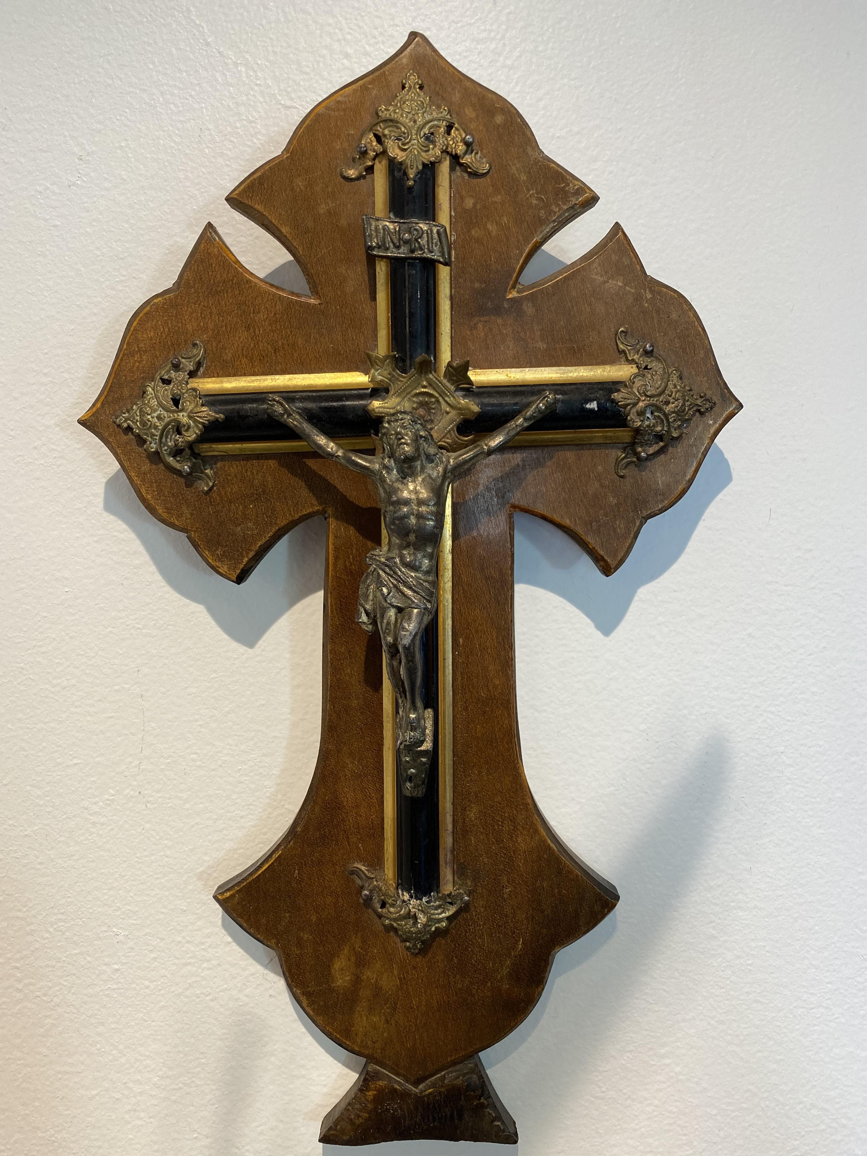 19th Century French Crucifix Orakei Objet Antiques Art Furniture   IMG 1756.aspx